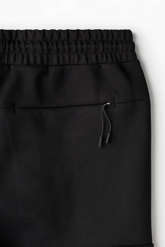 HM Joggpants aus Scuba in Slim Fit Zeitlich begrenztes Angebot