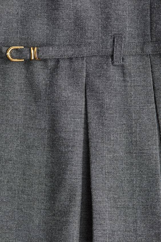 HM Trägerkleid mit Faltenrock Online