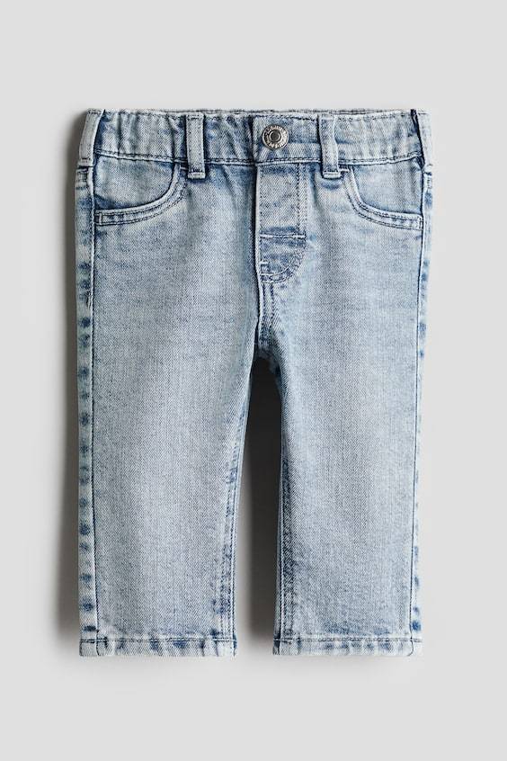 HM Jeans mit herzförmigen Taschen Valentinstagsangebot