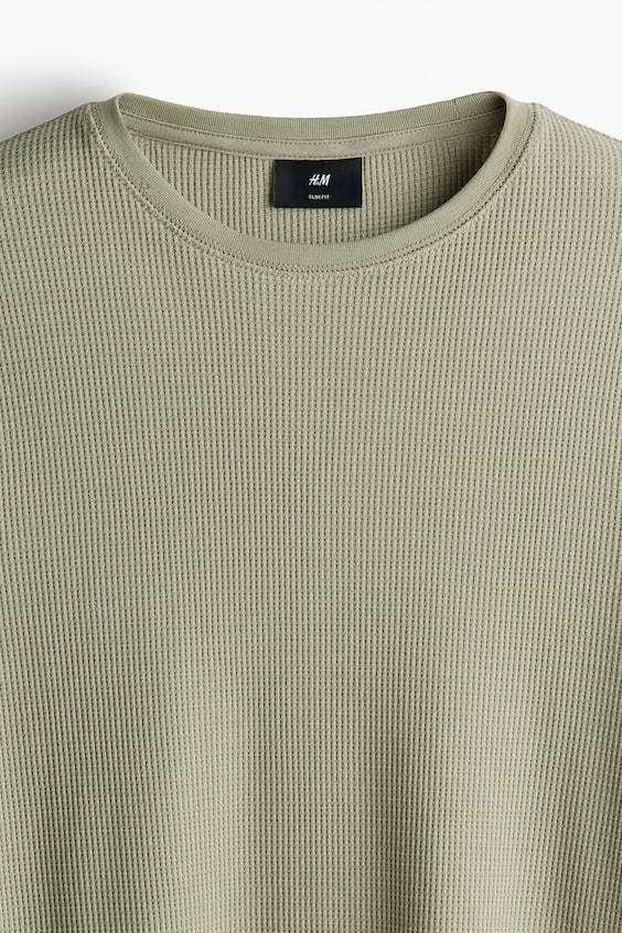 HM Shirt aus Waffeljersey in Slim Fit im Angebot