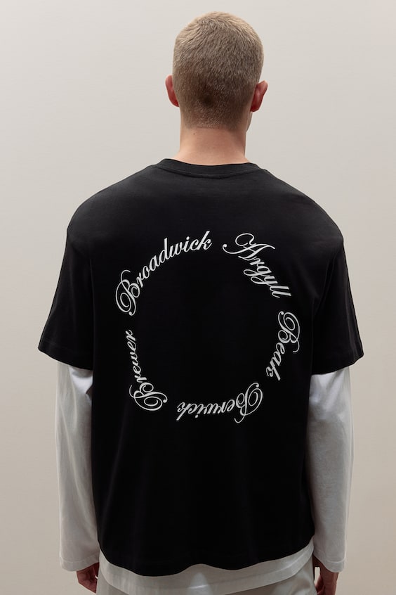 HM Bedrucktes T-Shirt in Loose Fit Fabrikpreis