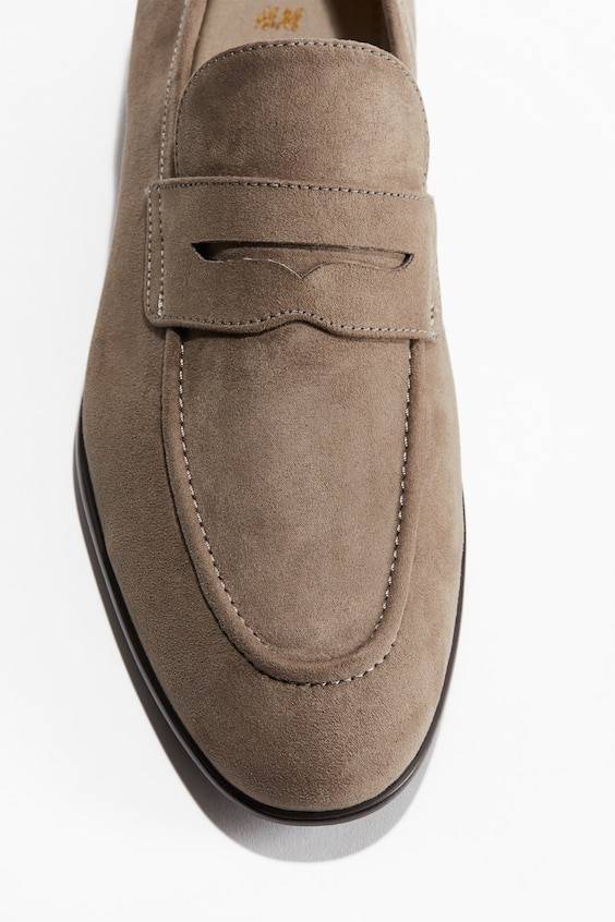 HM Loafer Discount Store für neue Produkte