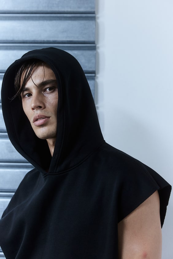 HM Ärmelloser Sport-Hoodie in Loose Fit Auslauf