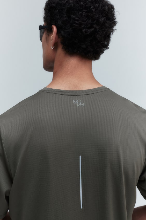 HM DryMove™ Lauf-T-Shirt Cyber Monday