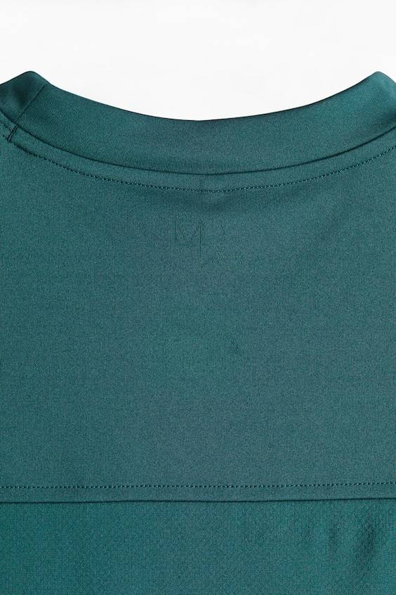 HM Loose Fit Sports vest top in DryMove™ Bis zu 60% Rabatt