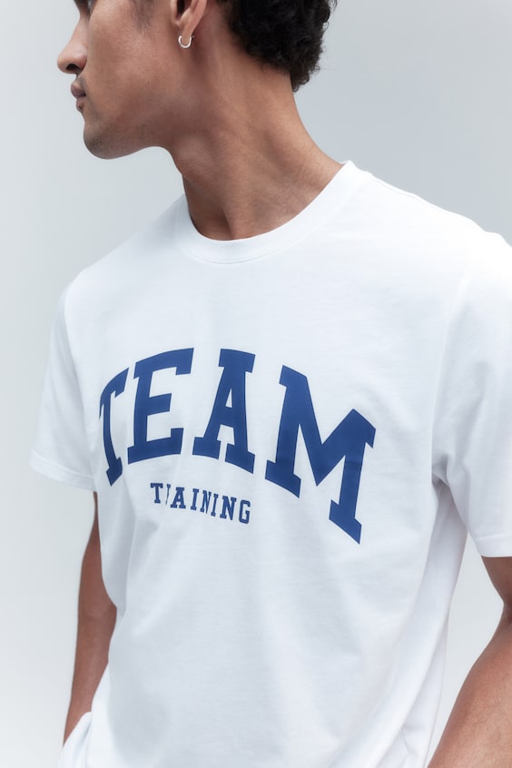 HM Sportshirt aus DryMove™ in Regular Fit Begrenzt auf 3 Tage