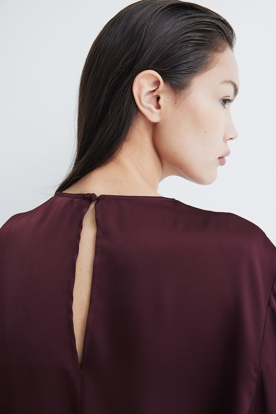HM Satinbluse mit Faltendetail Nur für heute