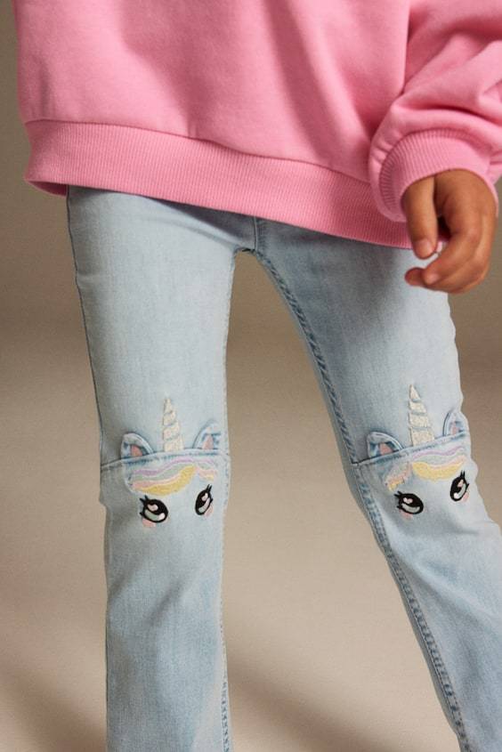 HM Superstretch Flared Leg Jeans Weihnachtsangebot