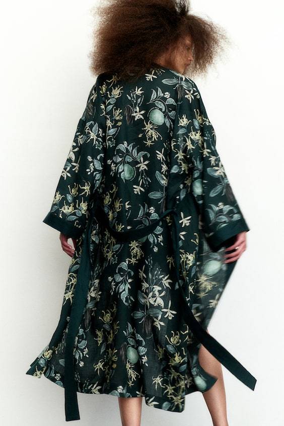 HM Morgenmantel mit Botanikprint Online