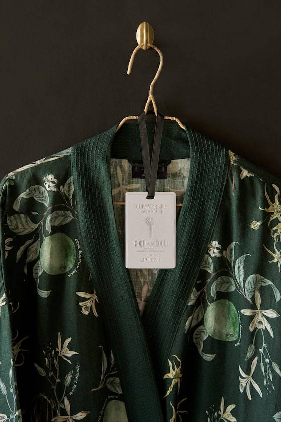 HM Morgenmantel mit Botanikprint Online