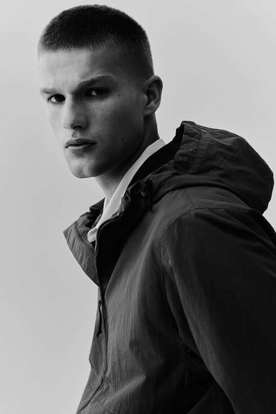 HM Windjacke in Regular Fit Fabrikverkauf