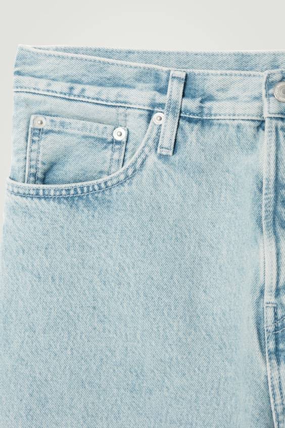 HM DOME JEANS – GERADES/KNÖCHELLANGES BEIN Meist gekauft