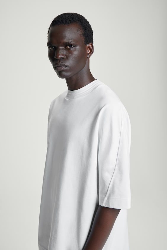 HM GEWICHTIGES OVERSIZED-T-SHIRT MIT KRAGEN Exklusivangebot