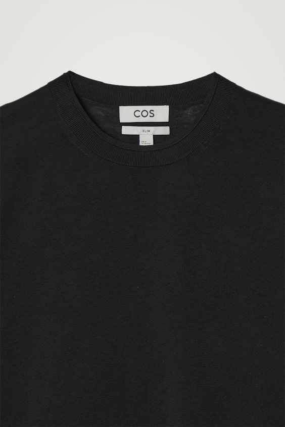 HM SCHMAL GESCHNITTENES STRICK-T-SHIRT AUS SEIDE Black Friday