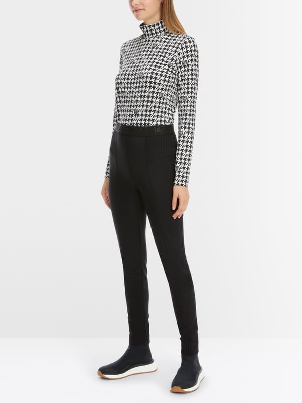 Marc Cain Modell SINNAR im sportiven Slim Fit Wochenangebot