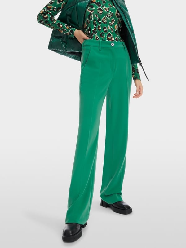 Marc Cain Modell FAID mit extra langem Bein Neueste Stile