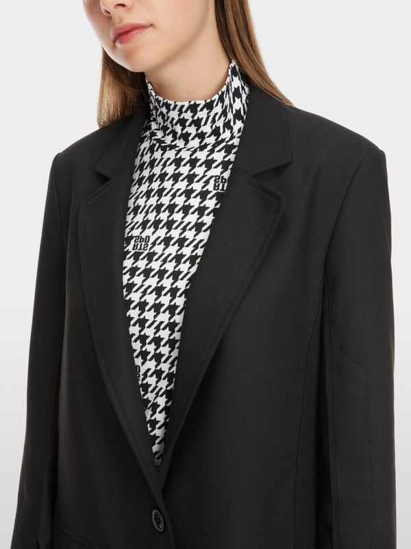 Marc Cain Blazer mit Ziernähten Im Verkauf