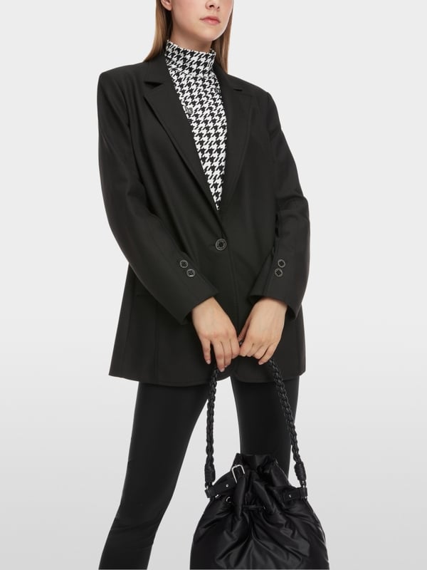 Marc Cain Blazer mit Ziernähten Im Verkauf
