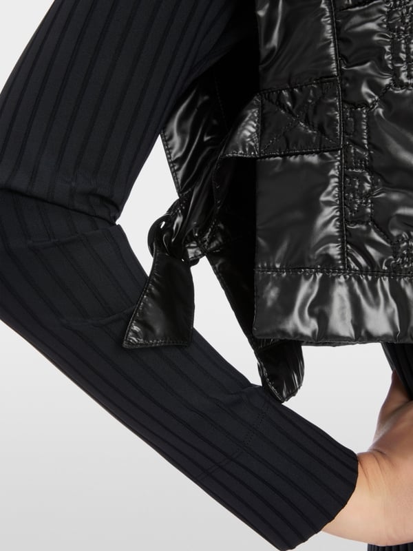 Marc Cain Wattierter Pullunder Knitted in Germany Outlet