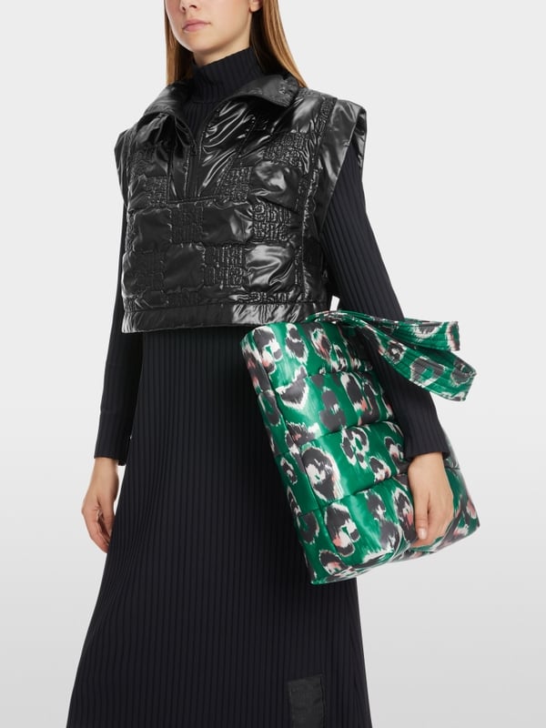 Marc Cain Wattierter Pullunder Knitted in Germany Outlet