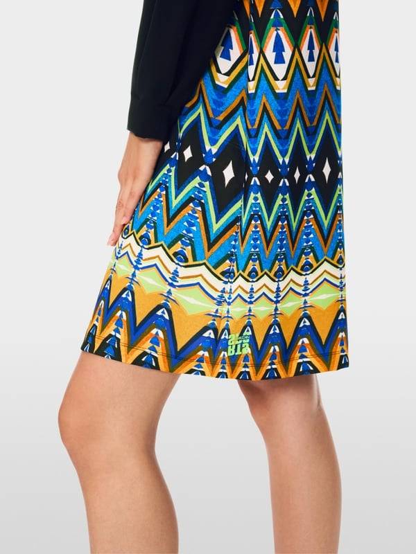 Marc Cain Kurzes Kleid in A-Linie Weihnachtsangebot
