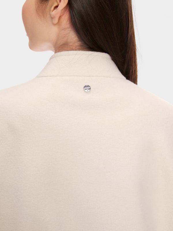 Marc Cain Jacke aus 100 % Wolle Knitted in Germany Tiefpreis