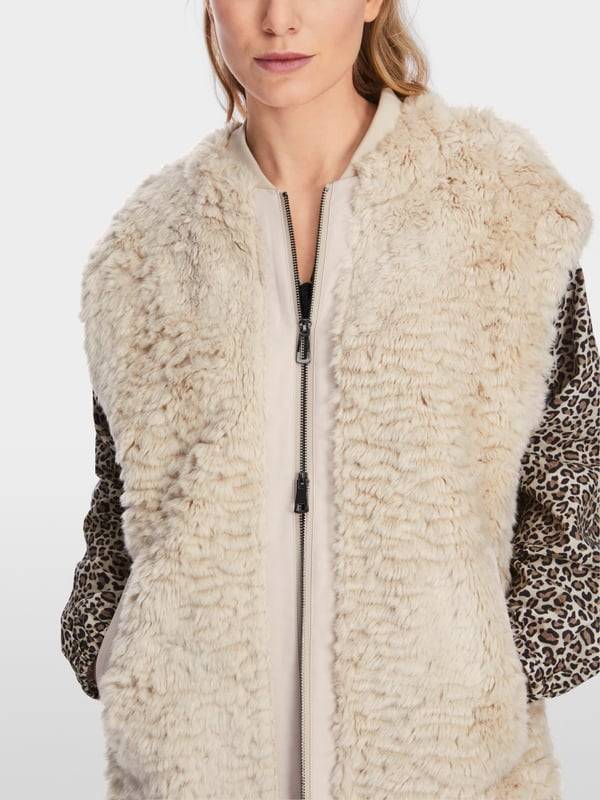 Marc Cain Weste aus lockigem Fun Fur Bis zu 50% Rabatt