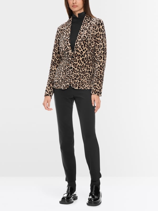 Marc Cain Körpernaher Blazer in Nickisamt Clearance-Verkauf
