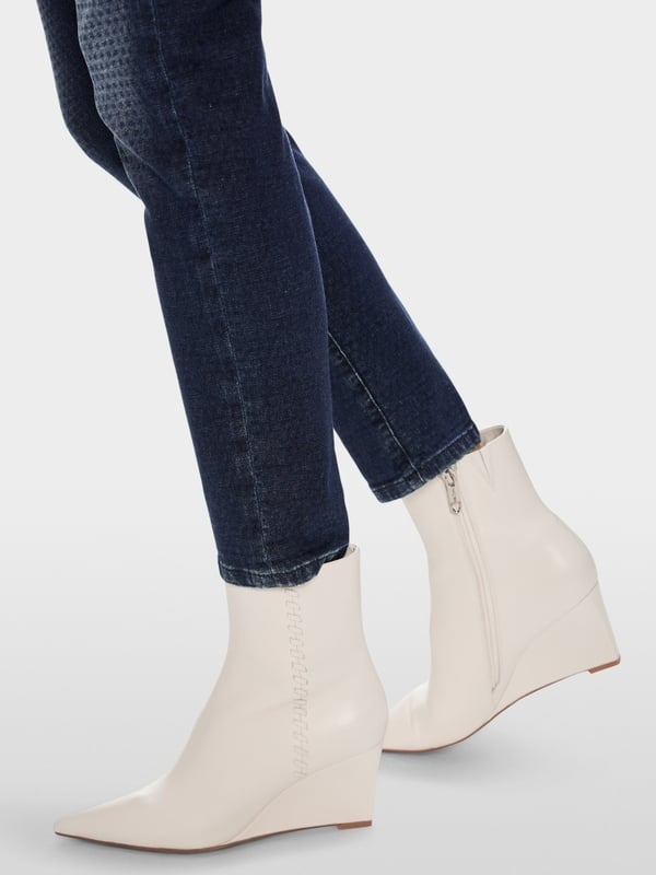 Marc Cain Low Waist Jeans - Modell SILVI Flash Sale