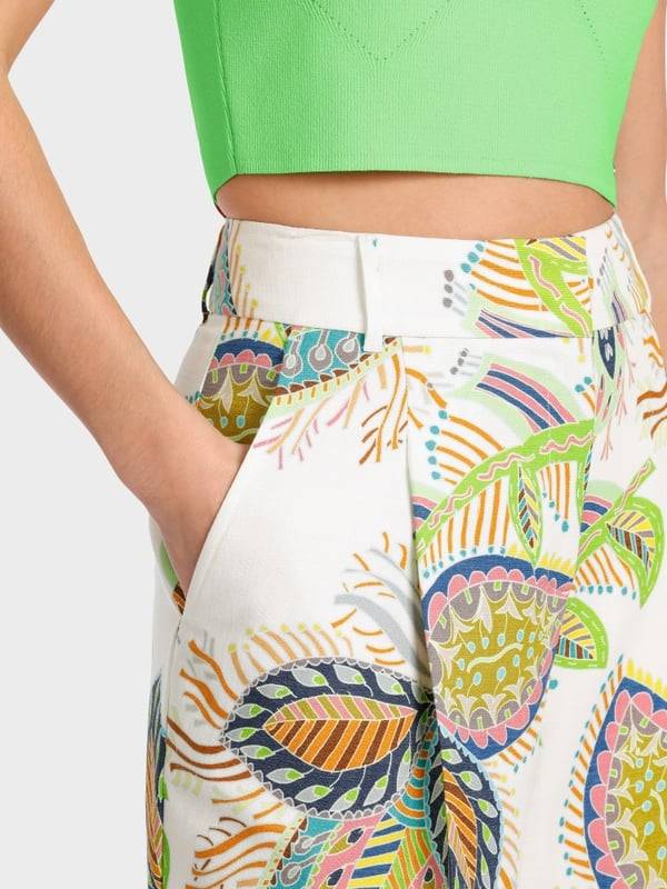 Marc Cain Modell WICHITA – Bundfaltenhose bedruckt Fabrikladen