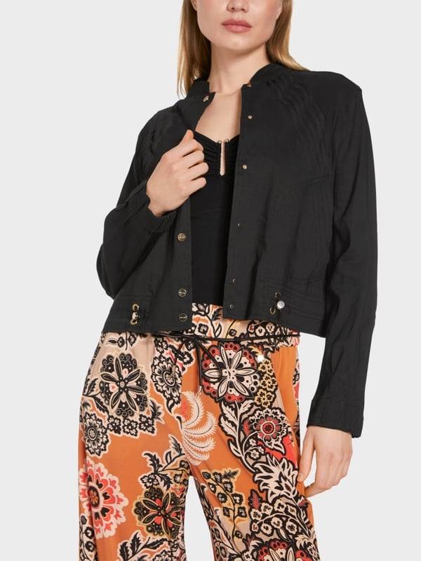 Marc Cain Kurze Jacke mit Tailoring-Details Schlussverkauf