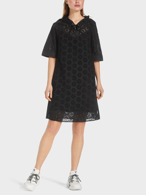 Marc Cain Kleid mit Lochstickerei Letzte 2 Tage