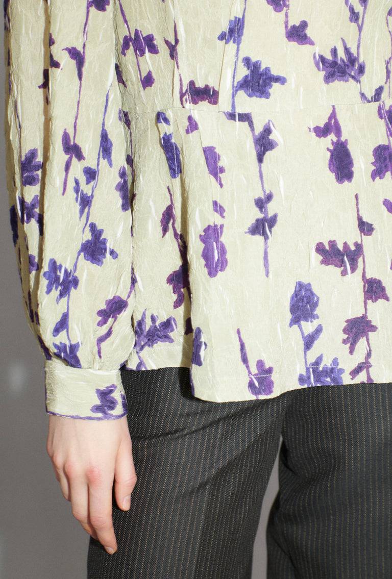 Odeeh Flower Items on Crushed Crepe Bluse, Almond zollfrei