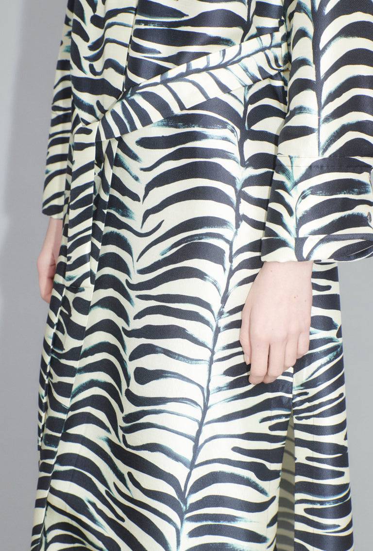 Odeeh Big Op-Art Tree Kleid, Black White Letzter Tag