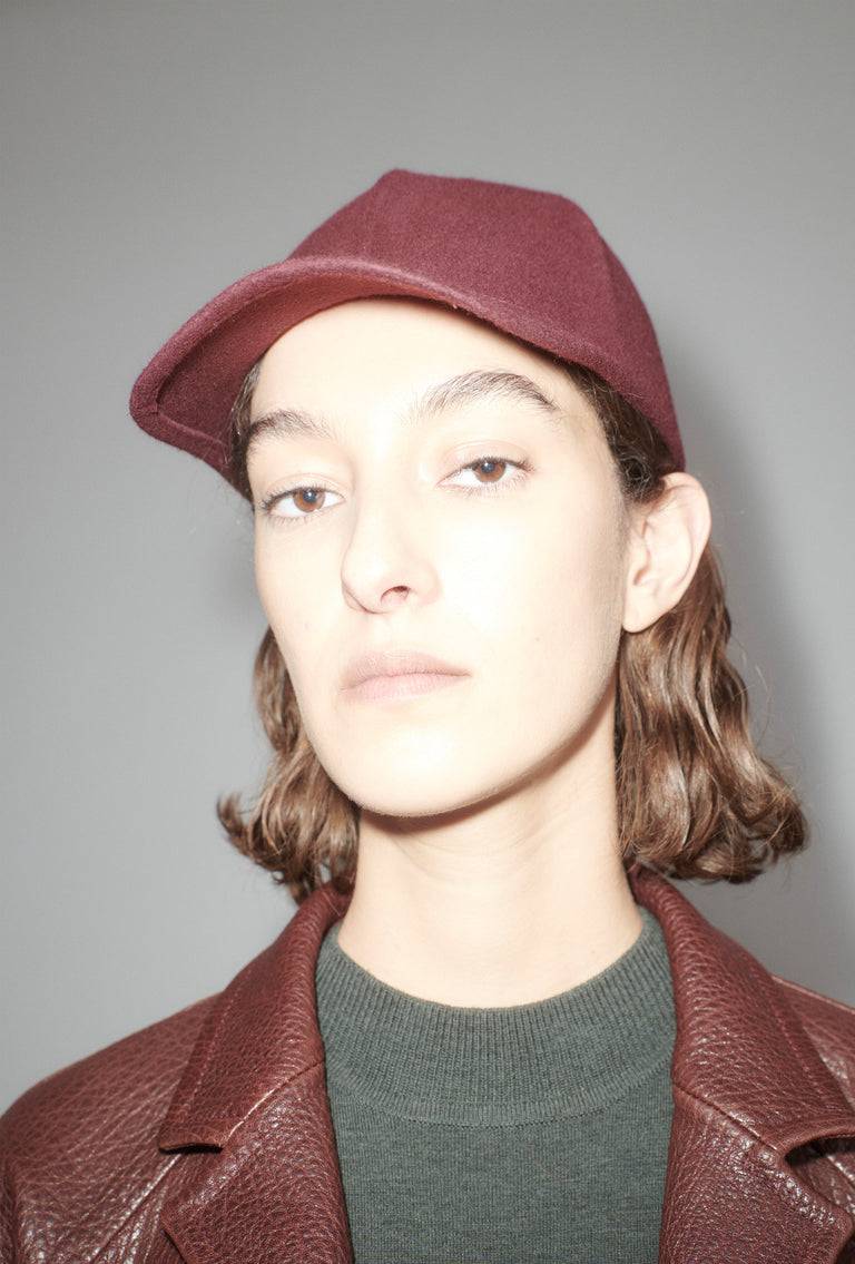 Odeeh Cap, English Red Blitzangebot