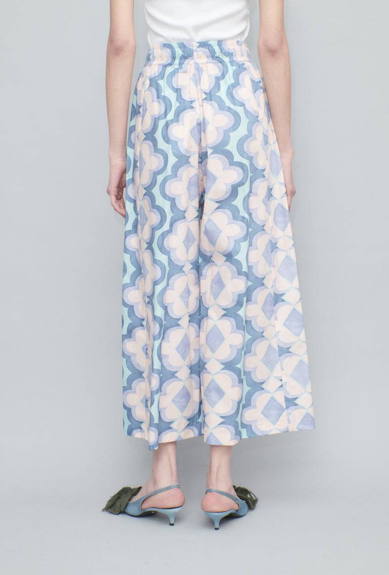 Odeeh Giant Arabesque Hose, Periwinkle Blue Vatertagsangebot