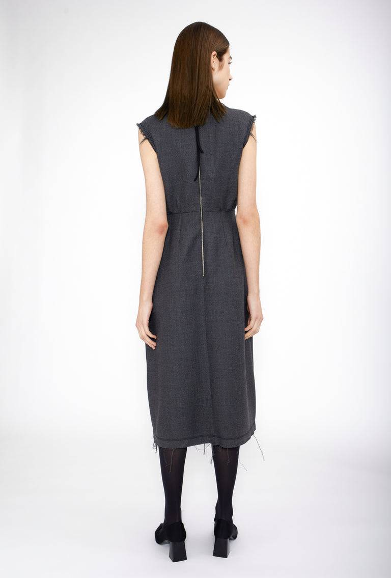 Odeeh Savile Row Wool Pique Kleid, Charcoal Fabrikpreis