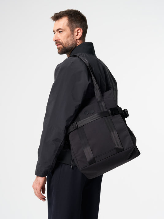 Pinqponq Pendik TB - Solid Black im Angebot