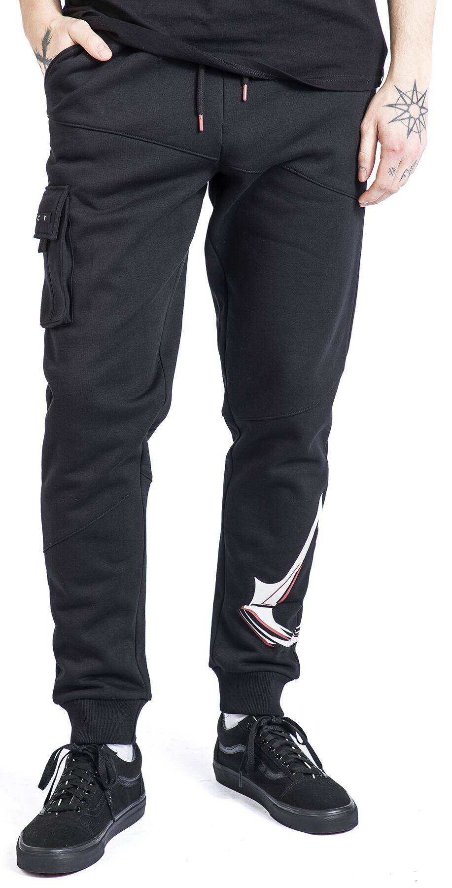 EMP "Legacy" Trainingshose schwarz von Assassin's Creed 50% Rabatt für begrenzte Zeit