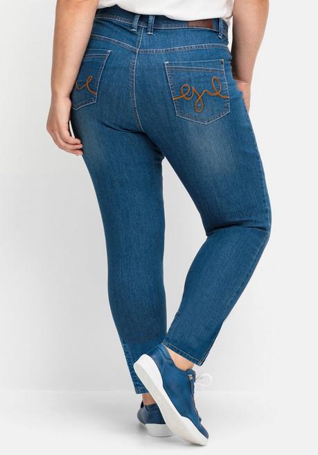 sheego Schmale Jeans mit Kontrastnähten - blue Denim sheego Tiefpreis