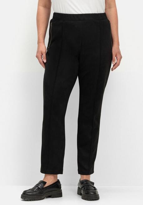 sheego Schmale Hose in Velourslederoptik, mit Stretchbund - schwarz sheego Begrenzt auf 3 Tage