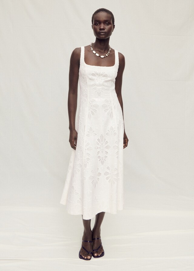 Mango Evasé-Kleid aus Leinen mit floraler Stickerei Bestseller