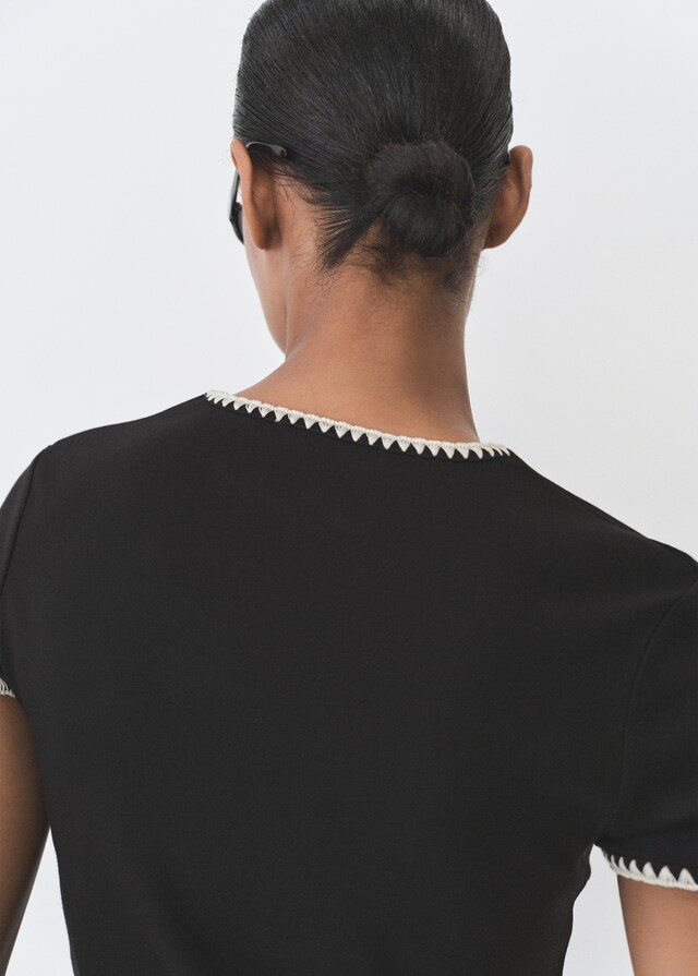 Mango Baumwoll-T-Shirt mit Kontrastborten Black Friday