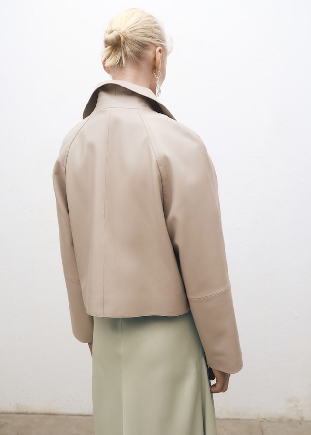 Mango Kurzer Leder-Trenchcoat Nur für heute