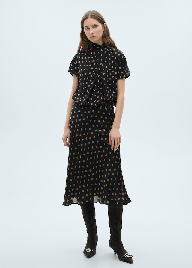 Mango Polka-Dots-Bluse mit drapiertem Kragen Auslauf