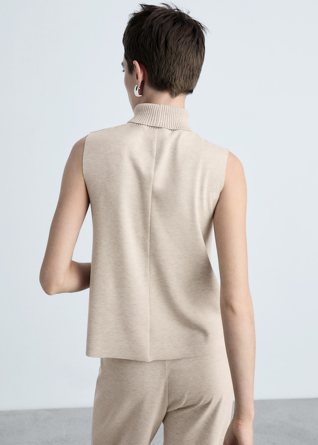Mango Stricktop mit Rollkragen Begrenztes Angebot