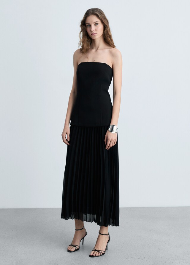 Mango Schulterfreies Kleid im Kontrastdesign Blitzangebot
