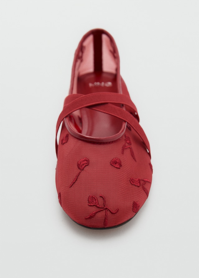 Mango Ballerinas mit Kreuzriemen und Blumenstickerei Zeitbegrenzte Promotion