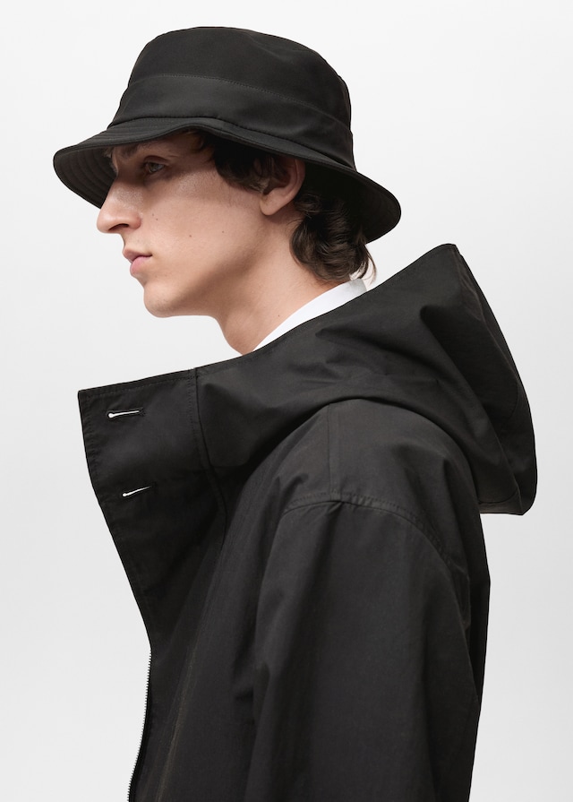 Mango Trenchcoat mit Gürtel und Kapuze Valentinstagsangebot