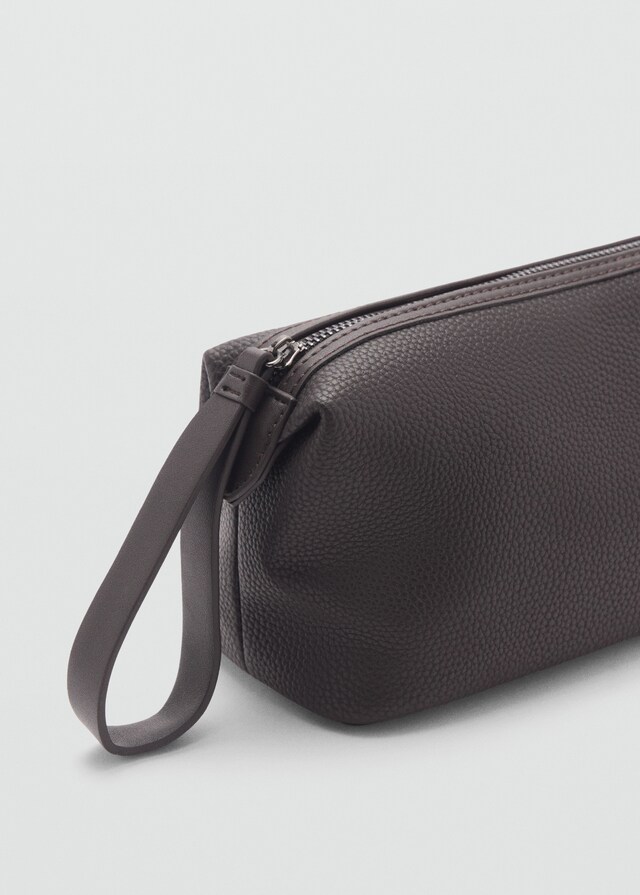 Mango Genarbte Kosmetiktasche mit Kontrasthenkel Tiefpreis